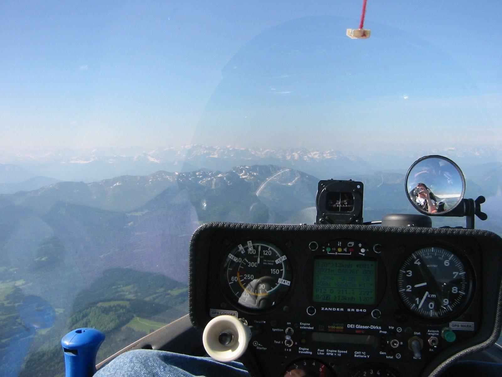 01-segelflug-alpen.jpg