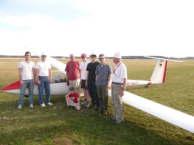 01-perfekter-saisonauftakt-segelflieger.jpg