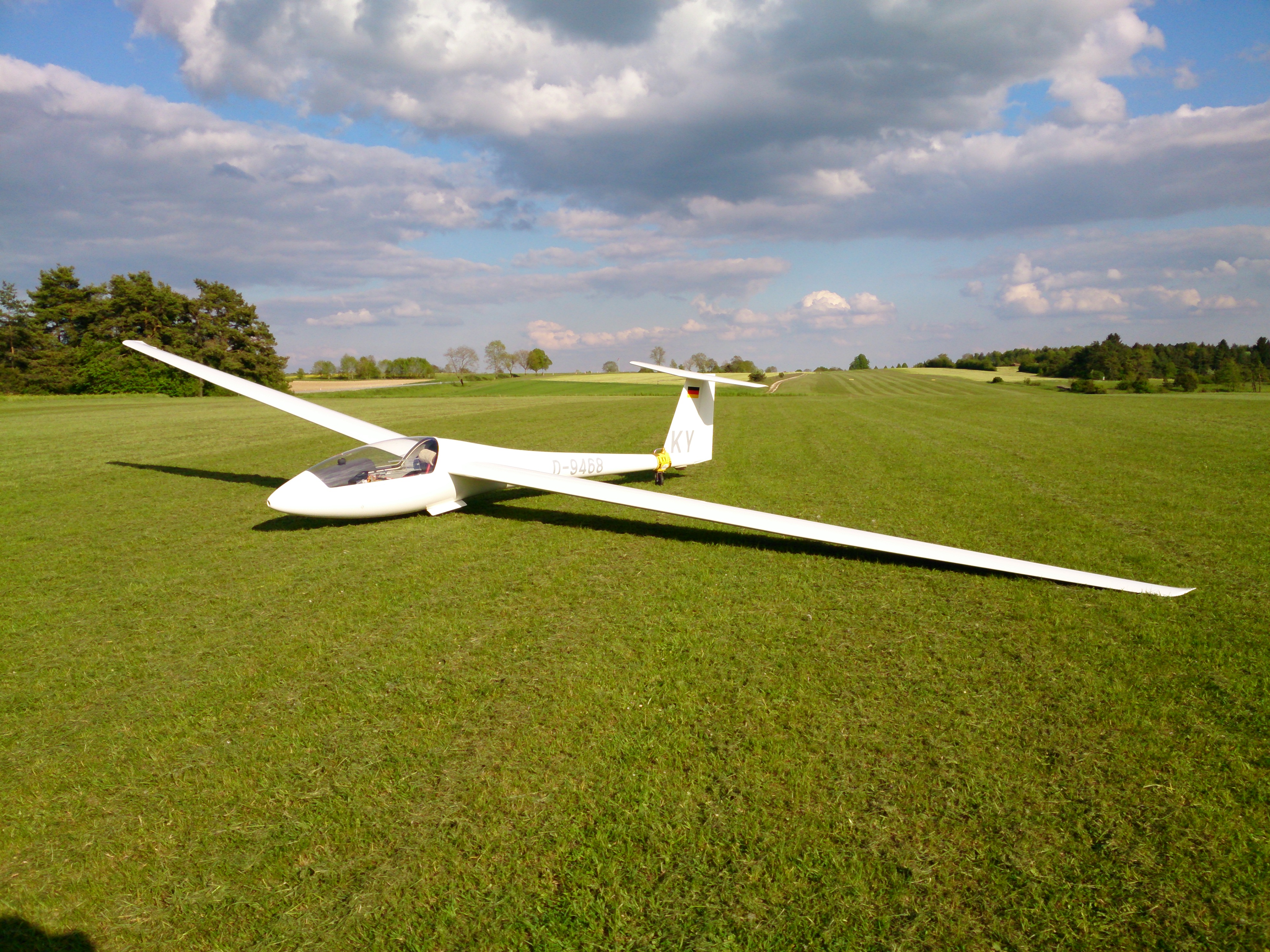 d9468_ls1_segelfluglager_hayingen_foto_l_barth.jpg
