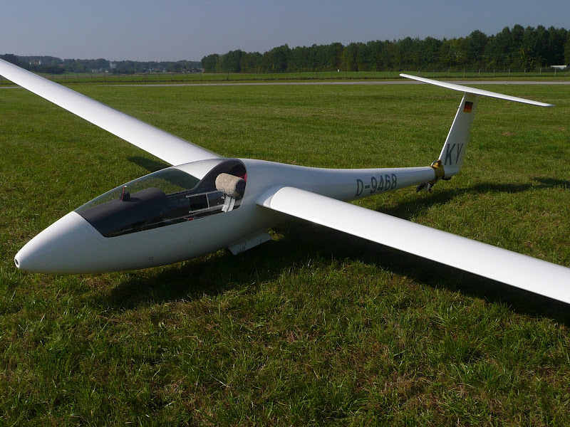 d9468_ls1_segelflugzeug_ls1_f_foto_t_wimmer.jpg