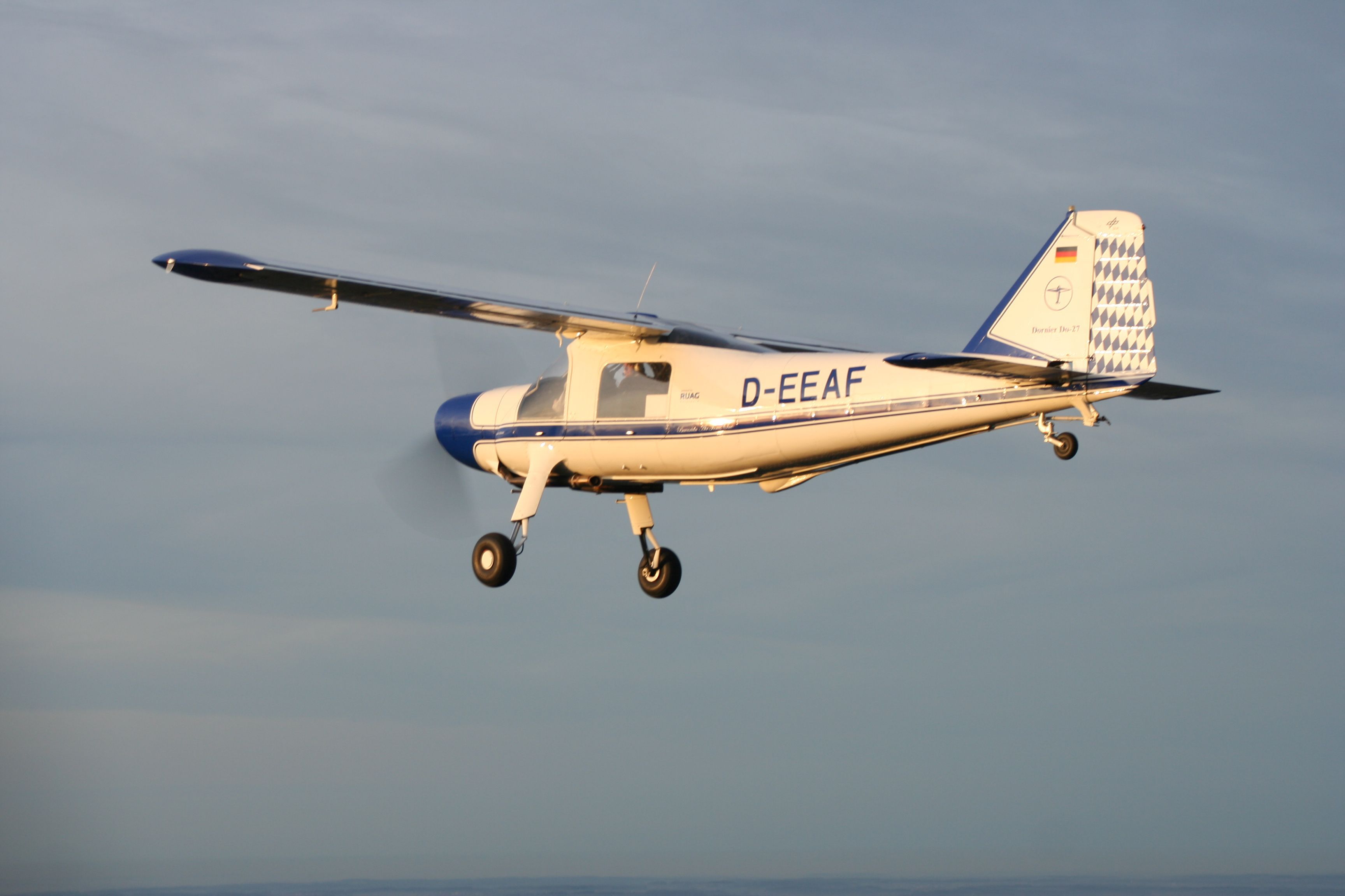 deeaf_do27_do27_im_flug_foto_w_hausmann.jpg