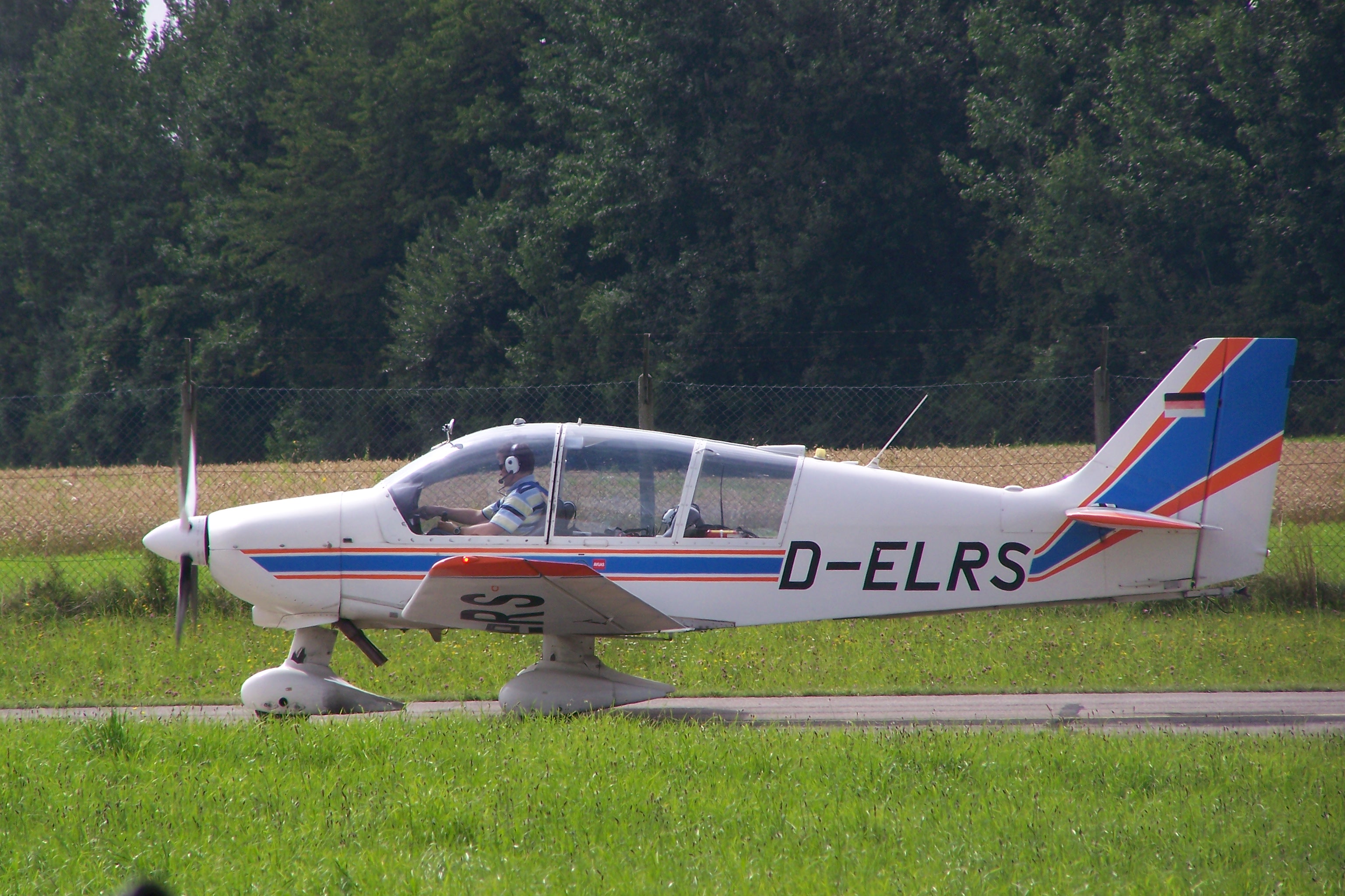 delrs_dr40_robin_dr400_180r_foto_fsg.jpg