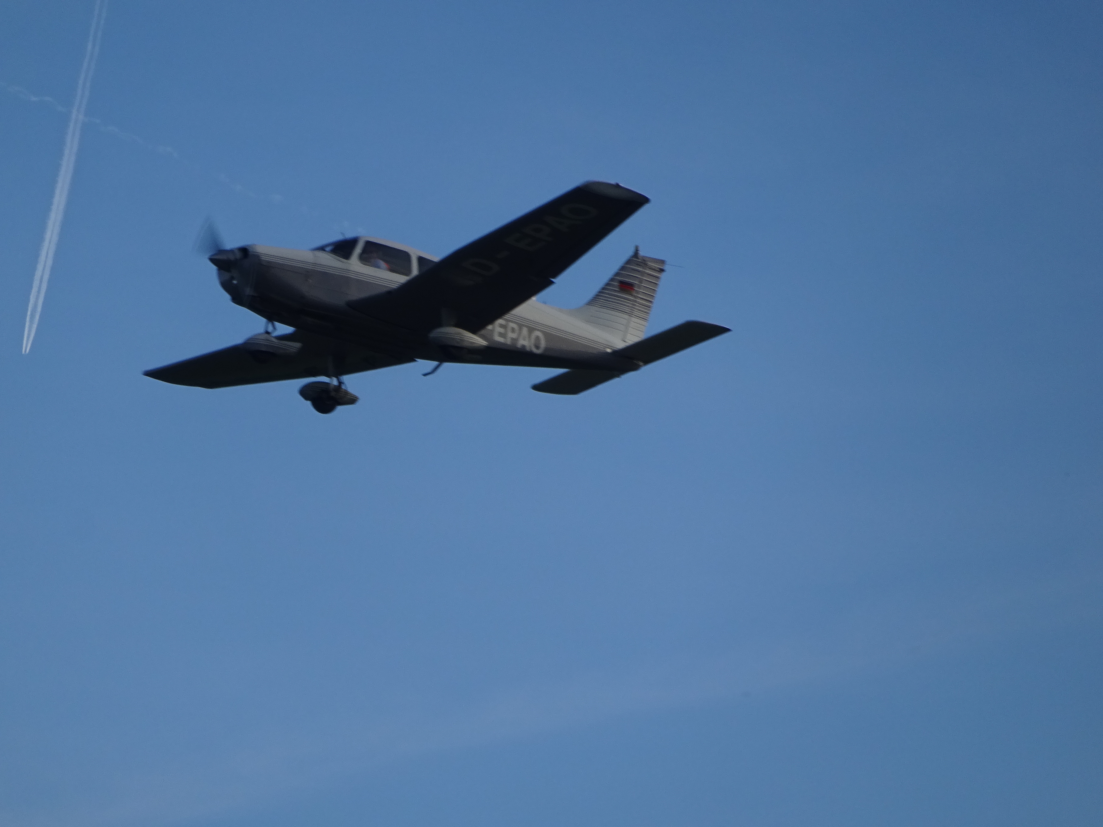 depao_pa28_piper.jpg